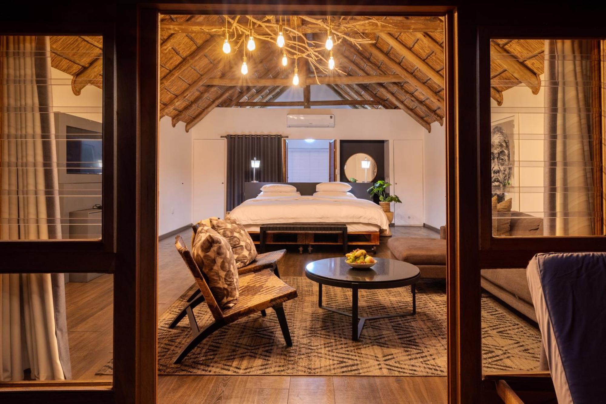 Cradle Boutique Hotel Лансерія Екстер'єр фото